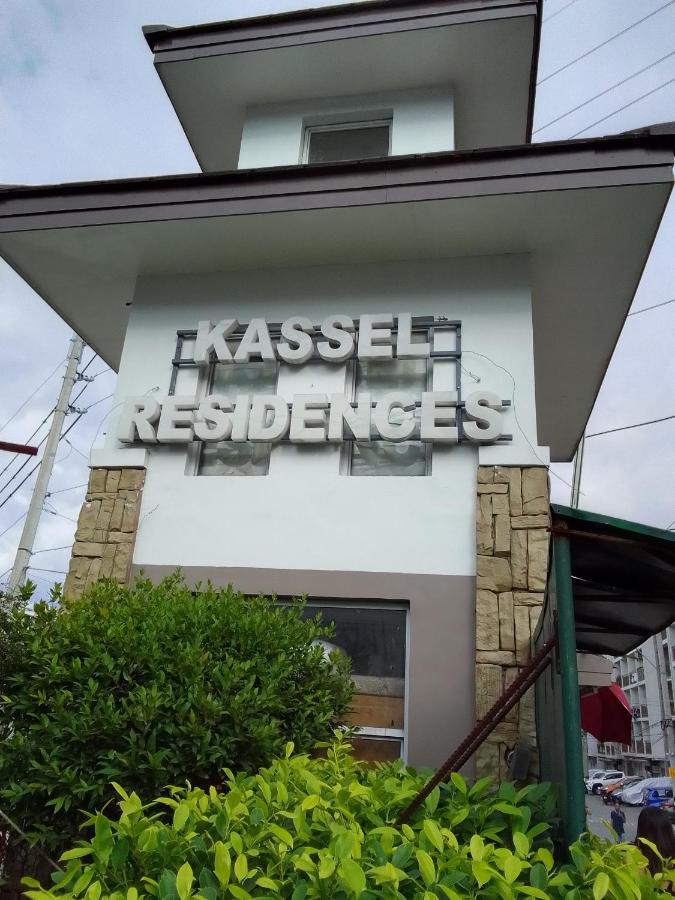 Emmanuel'S Service Apartment Near The Airport Manila Bagian luar foto