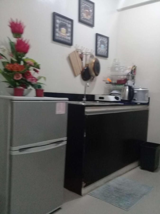 Emmanuel'S Service Apartment Near The Airport Manila Bagian luar foto